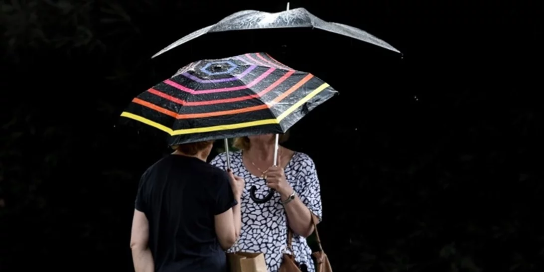 Συνεχίζεται η αστάθεια του καιρού με βροχές και σποραδικές καταιγίδες - Εως 27 βαθμούς ο υδράργυρος