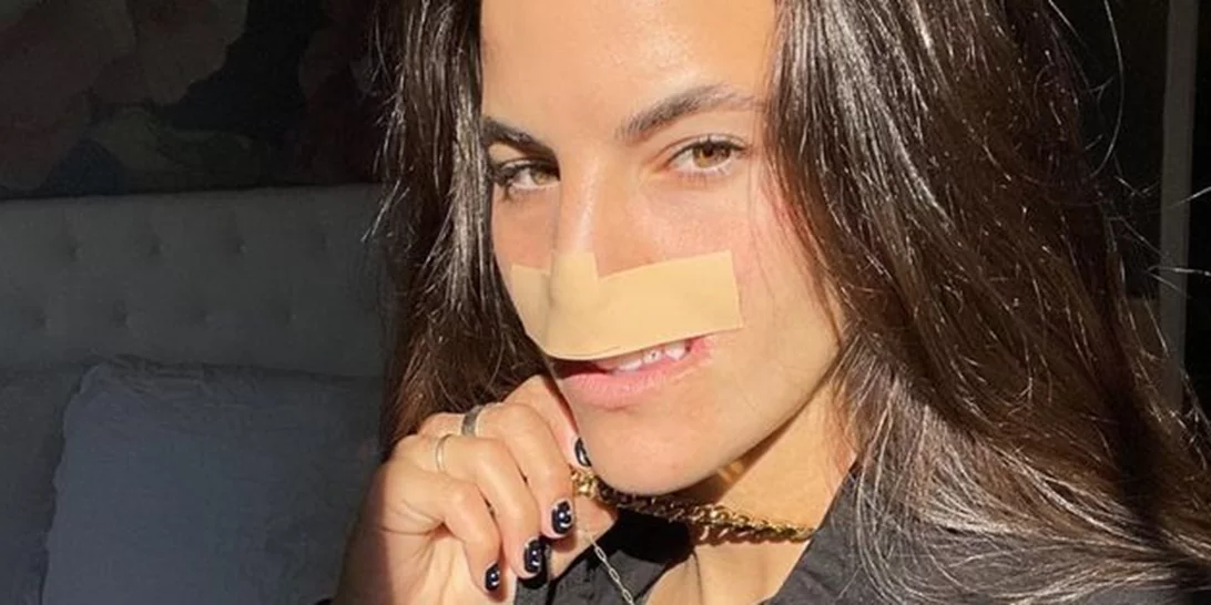 Σκύλος της "έφαγε" το πρόσωπο και αποφάσισε να καταγράψει το ταξίδι της ανάρρωσής της