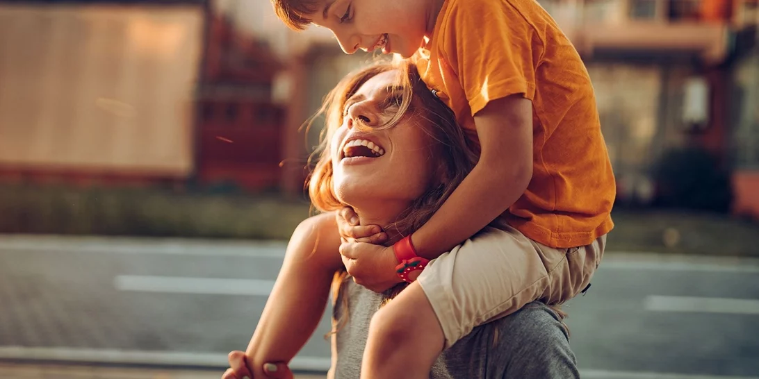 4 πράγματα που λέω από μέσα μου και με βοηθούν να μην φωνάζω στα παιδιά