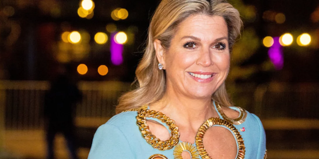 Ένα φόρεμα γεμάτο τρύπες | Η τελευταία εμφάνιση της βασίλισσας Maxima προκάλεσε αμέτρητα σχόλια