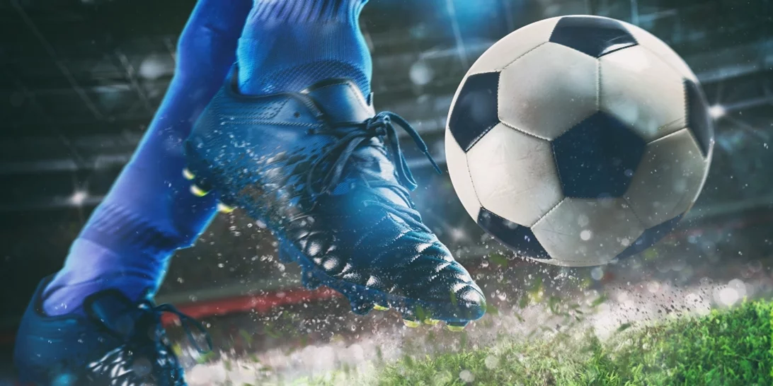 Μύκονος | Αυτός είναι ο γνωστός ποδοσφαιριστής που έπεσε θύμα ληστείας - Του "έφαγαν" 260.000 ευρώ