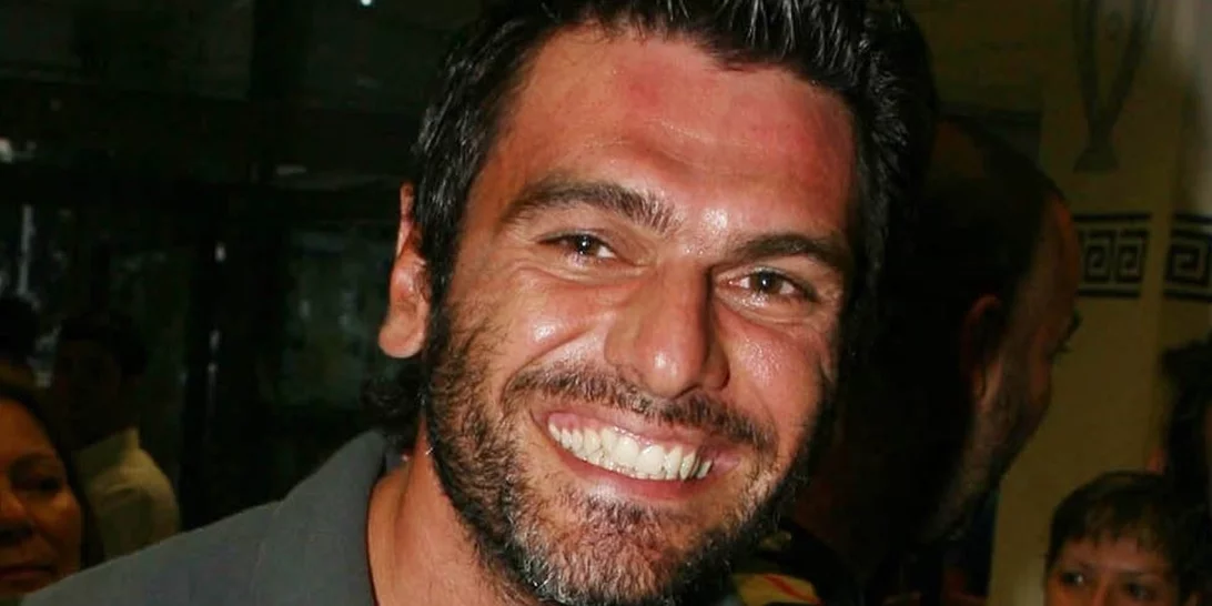 Τόνυ Μαυρίδης | Η σπάνια εμφάνιση με τη (καστανή πια) σύζυγό του