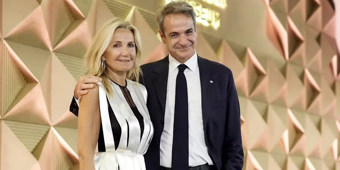 Λάκης Γαβαλάς | Το σχόλιο για την εμφάνιση της Μαρέβας Μητσοτάκη στην Αίγυπτο και η αντίδρασή της