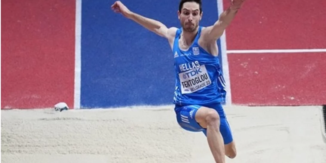 Συγκίνηση και υπερηφάνια | Ο Μίλτος Τεντόγλου στο υψηλότερο σκαλί του κόσμου– Δάκρυσε για πρώτη φορά