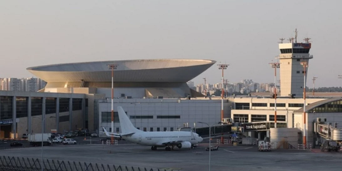 Έριξαν πύραυλο κοντά στο αεροδρόμιο Μπεν Γκουριόν | Το Ισραήλ απειλεί με "επτά φορές πιο ισχυρά" αντίποινα