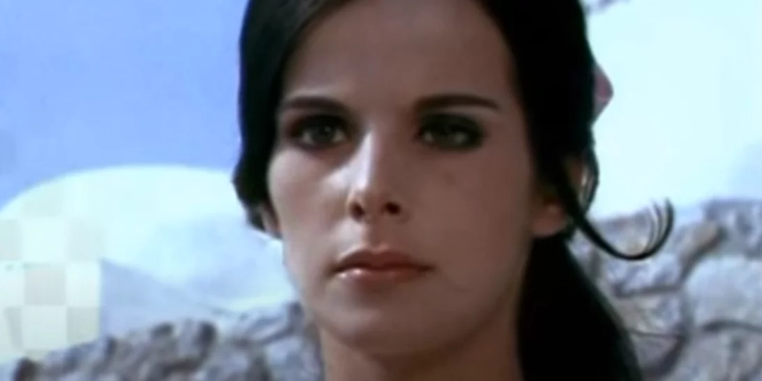 Έλενα Ναθαναήλ | Το τρυφερό στιγμιότυπο με τον μεγάλο της έρωτα σε παραλία της Χαλκιδικής