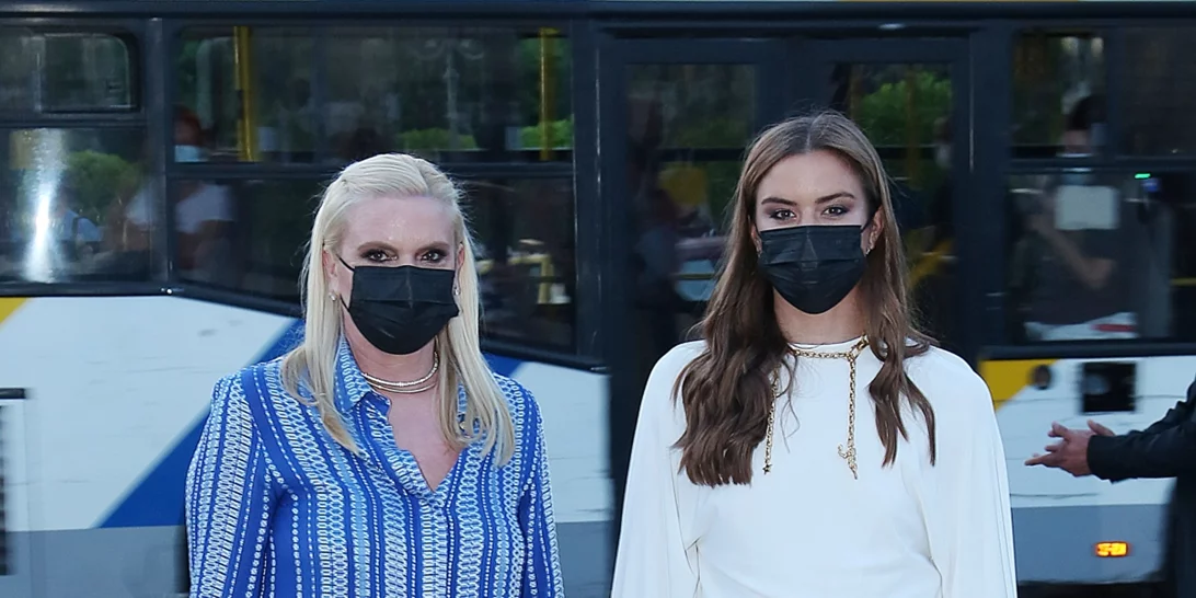 Η Μαρία Σάκκαρη μαζί με τη μητέρα της Αγγελική Κανελλοπούλου στην επίδειξη του οίκου Dior στο Καλλιμάρμαρο