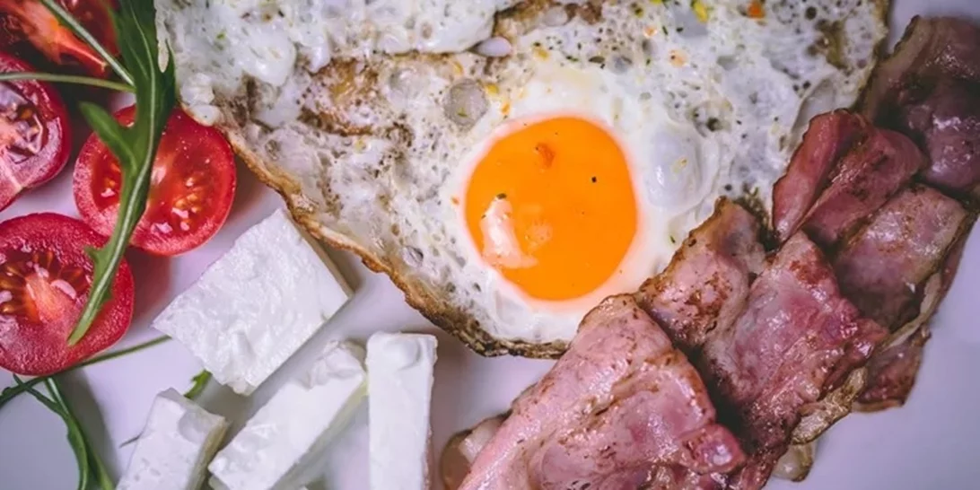 Το balkan πρωινό "εκθρονίζει" το avocado toast | Η νέα εμμονή των influencers - Τι περιέχει;