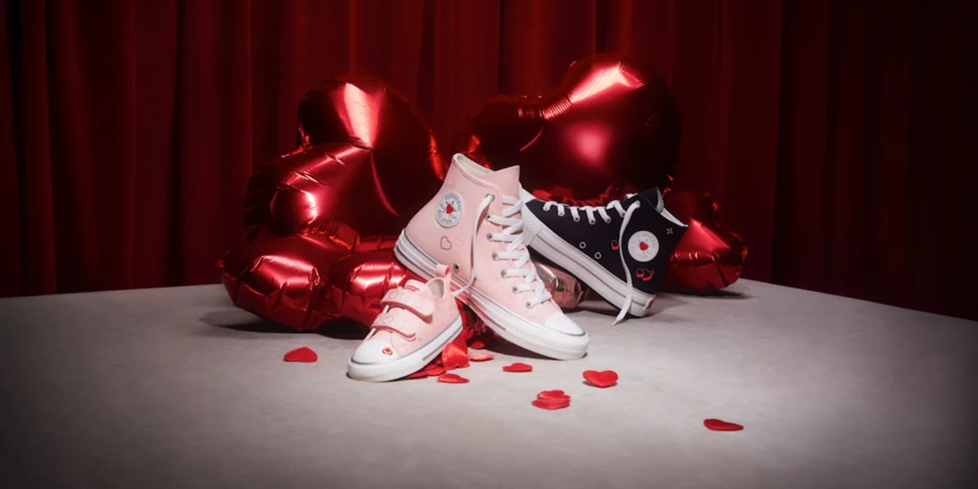 Valentine's Day | Η Converse γιορτάζει την ημέρα των ερωτευμένων με ένα deep dive στις τάσεις των ’00 και Y2K
