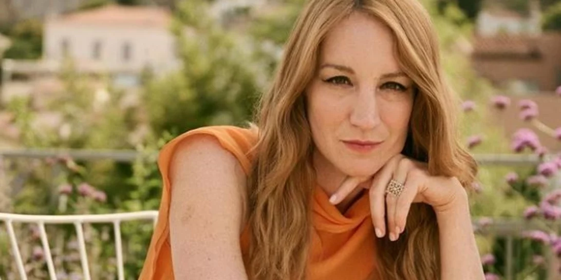 Στεφανία Γουλιώτη | Nυχτερινή έξοδος στην Ιερά Οδό - Με τα δερμάτινα μποτάκια που πηγαίνουν με όλα