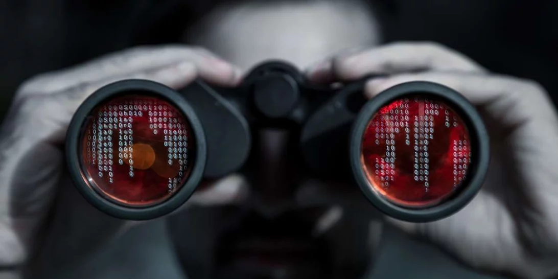 Έρωτας ή stalking; Πώς να εντοπίζετε τα red flags στις ψηφιακές σχέσεις