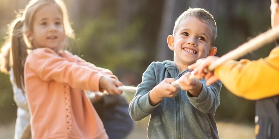 5 φράσεις που πρέπει να μάθουμε στα παιδιά για να προστατεύουν τον εαυτό τους