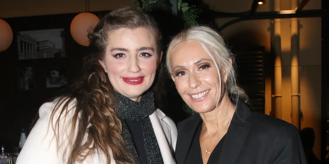 Πρεμιέρα "Το Τρίτο Στεφάνι" | Η πολυαναμενόμενη επιστροφή της θεατρικής παράστασης στο Παλλάς και οι καλεσμένοι που έδωσαν το παρών