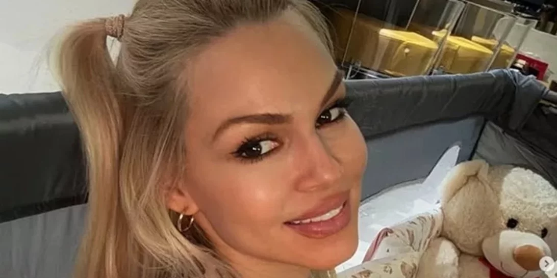 "Μην ακούτε τίποτα" | Η συμβουλή της Βίκυς Κάβουρα για μητέρες μετά από καισαρική