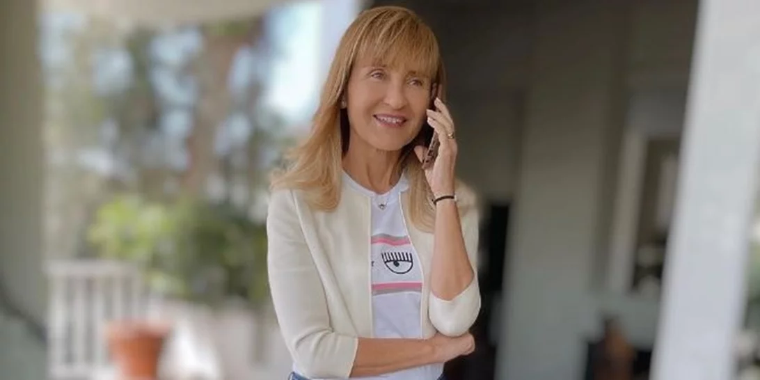 Μάρα Ζαχαρέα| Η θέα που αντικρίζει από το σπίτι της όταν ξυπνάει