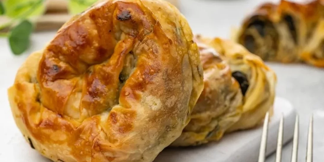 Αντί για φύλλο | Σπανακόπιτα με φύλλο ρυζιού - Η ελαφριά εναλλακτική που λατρεύει το TikTok