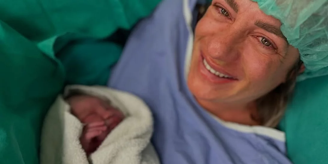 Αφροδίτη Σκαφίδα | Δημοσίευσε τις πιο γλυκιές φωτογραφίες με τον Πύρρο Δήμα και την κόρη τους