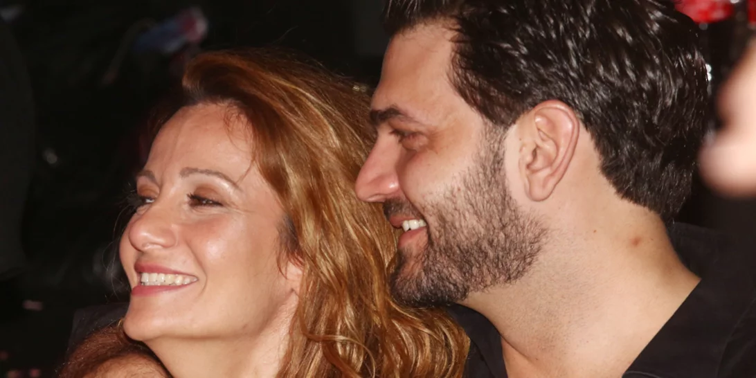 Δέσποινα Ολυμπίου | Η σπάνια φωτογραφία με σύντροφό της και τον γιο τους