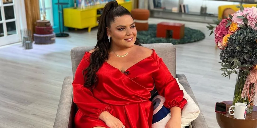 Η Δανάη Μπάρκα φόρεσε τη μεγαλύτερη τάση του φθινοπώρου στην πρεμιέρα της εκπομπή "Πάμε Δανάη"