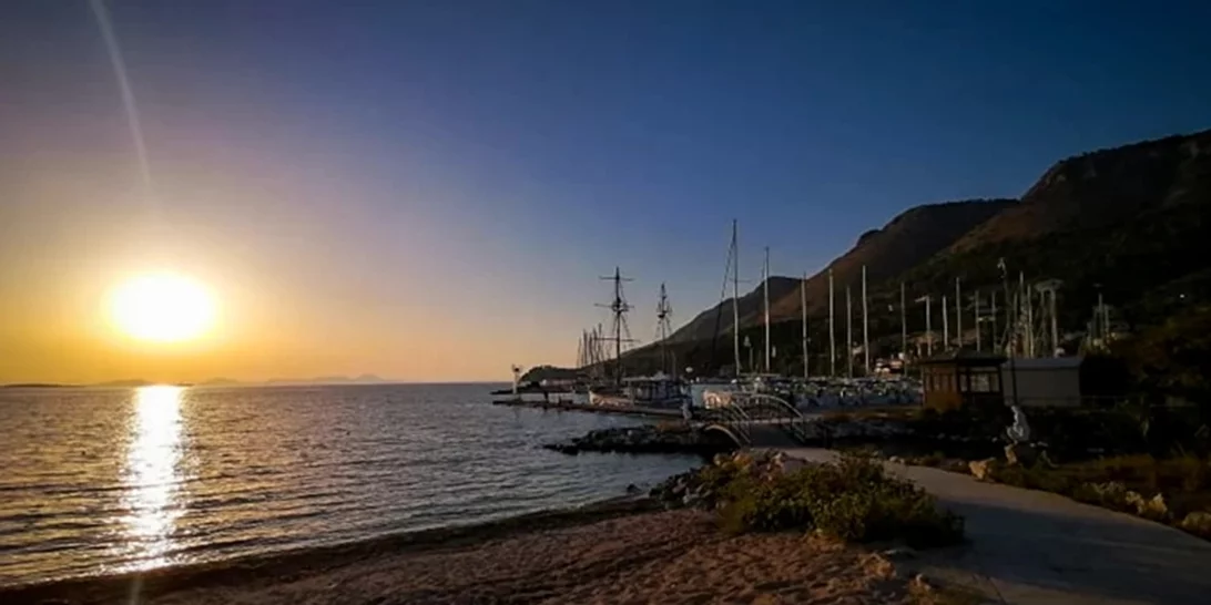 Καιρός | Εως 34 βαθμούς η θερμοκρασία - Σε ποιες περιοχές θα εκδηλωθούν βροχές