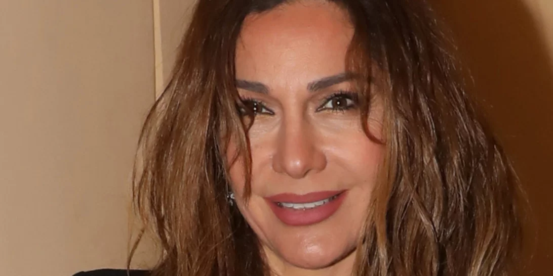 Δέσποινα Βανδή | Χωρίς τον Βασίλη Μπισμπίκη σε νέα της βραδινή έξοδο