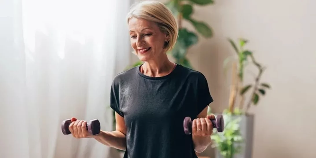 Είσαι μετά τα 50; Αυτά τα 8 λάθη σε εμποδίζουν να χάσεις κιλά