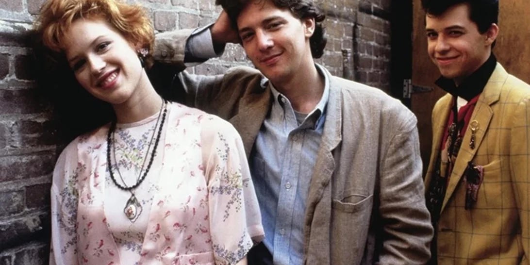 Molly Ringwald | Η αγαπημένη ηθοποιός των '80s μιλά για τους "Harvey Weinstein", την παιδοφιλία στο Χόλιγουντ και γιατί εξαφανίστηκε μυστηριωδώς