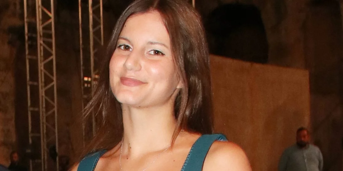 Η Αλίκη Καραμανλή με oversized κοστούμι | Το ιδιαίτερο look της