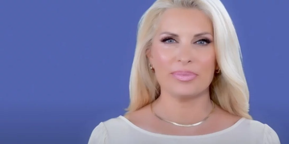 Aide-mémoire | Χρειάζονται 30 χρόνια για την κορυφή και 30 λεπτά για την αποκαθήλωση