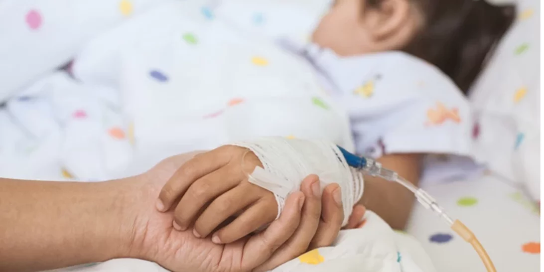 Θεσσαλονίκη | Καταγγελίες ότι έδιναν αγωγή για τη νόσο Kawasaki στην 3χρονη - Ζητούν να κατασχεθεί ο ιατρικός φάκελος