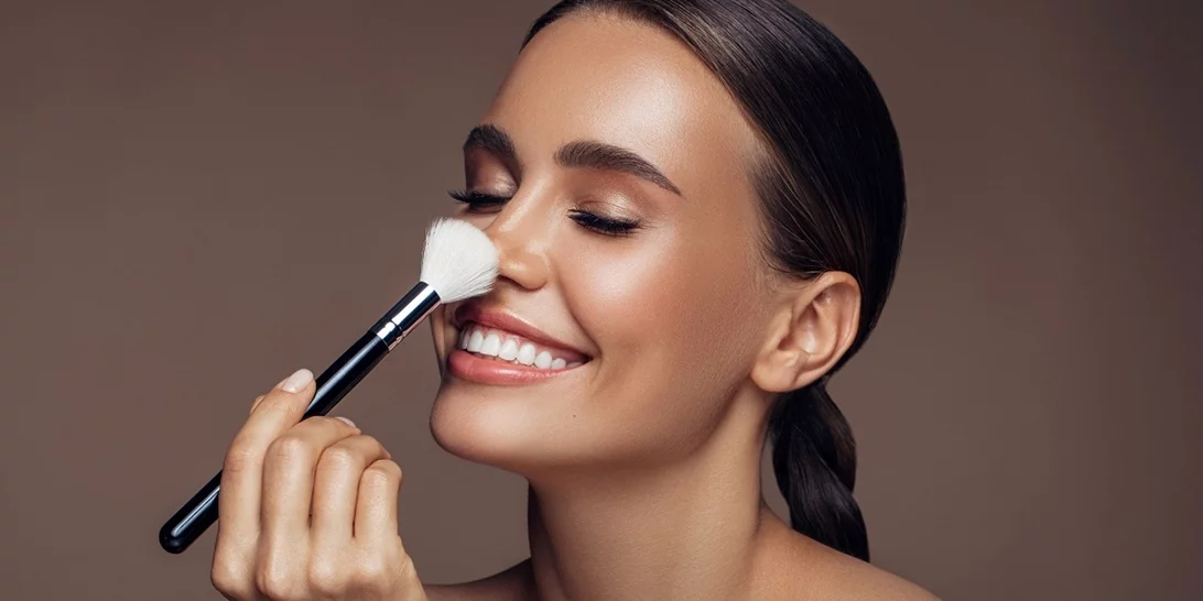 5 οικονομικά σετ με πινέλα μακιγιάζ που αξίζει να κάνεις δώρο στον εαυτό σου