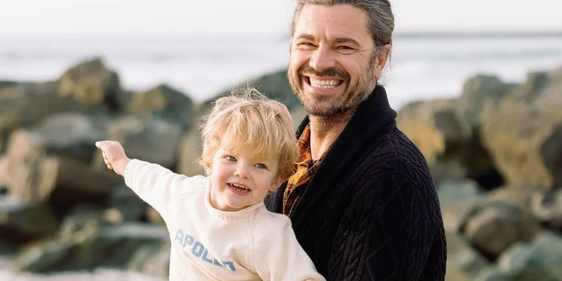 Χρήστος Βασιλόπουλος | Ο κατάξανθος και πανέμορφος γιος του πήγε για πρώτη φορά σχολείο - H γλυκιά φωτογραφία από την πρώτη μέρα στο προνήπιο