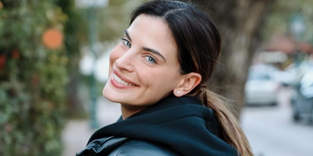 5 Ελληνίδες celebrities προτείνουν τα πιο cute χτενίσματα για το γυμναστήριο