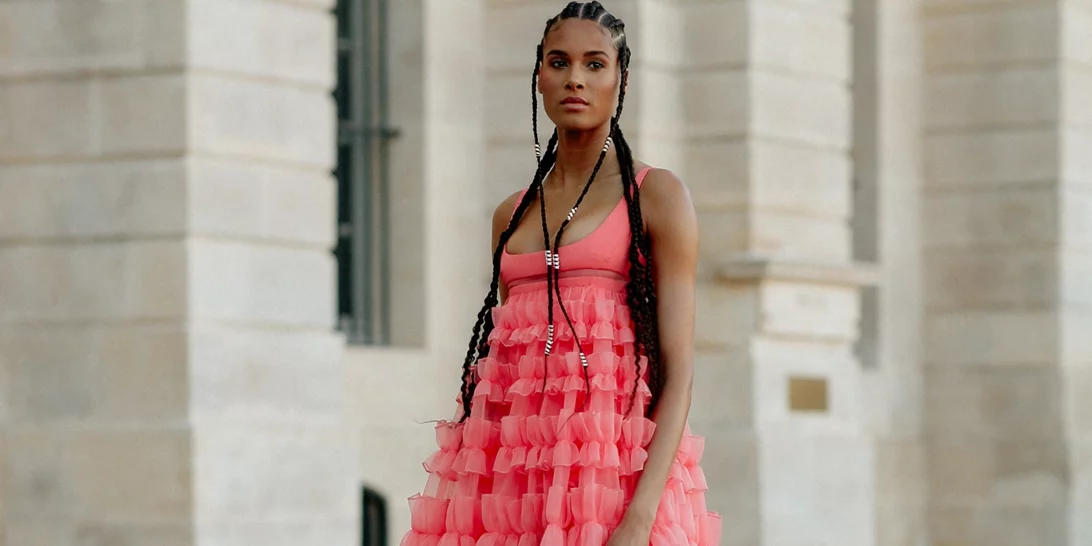 TikTok made me buy it | Οι γόβες από τη Stradivarius που έγιναν viral και ταιριάζουν τέλεια με τζιν παντελόνι ή σορτς