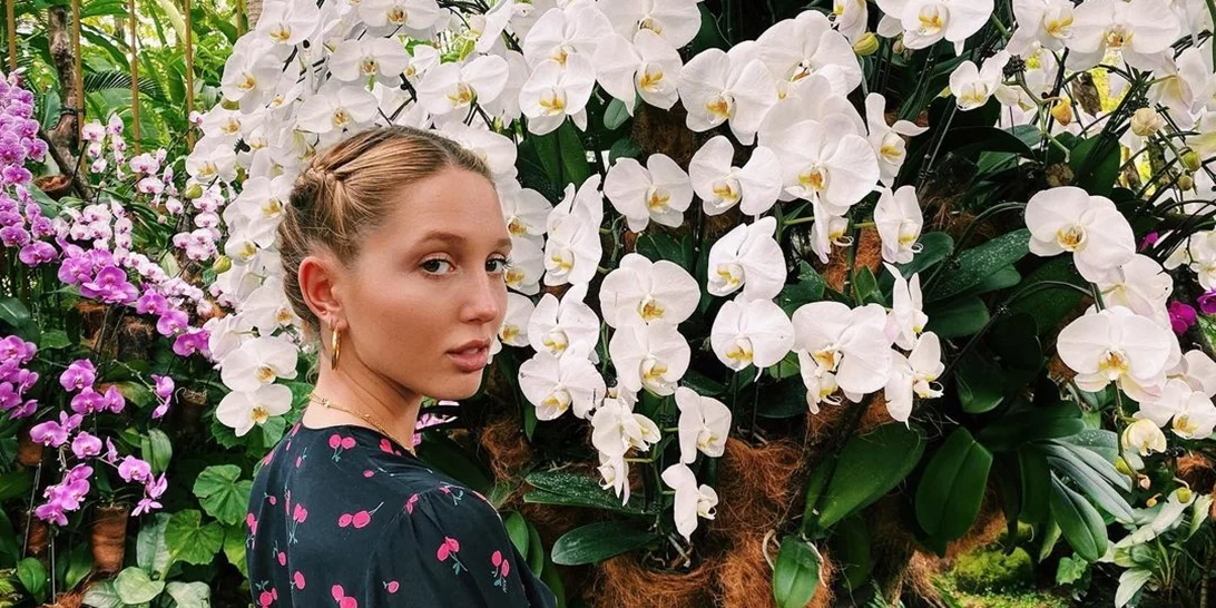 Η Μαρία Ολυμπία Γλίξμπουργκ επέλεξε το πιο απροσδόκητο φόρεμα στο γάμο της φίλης της