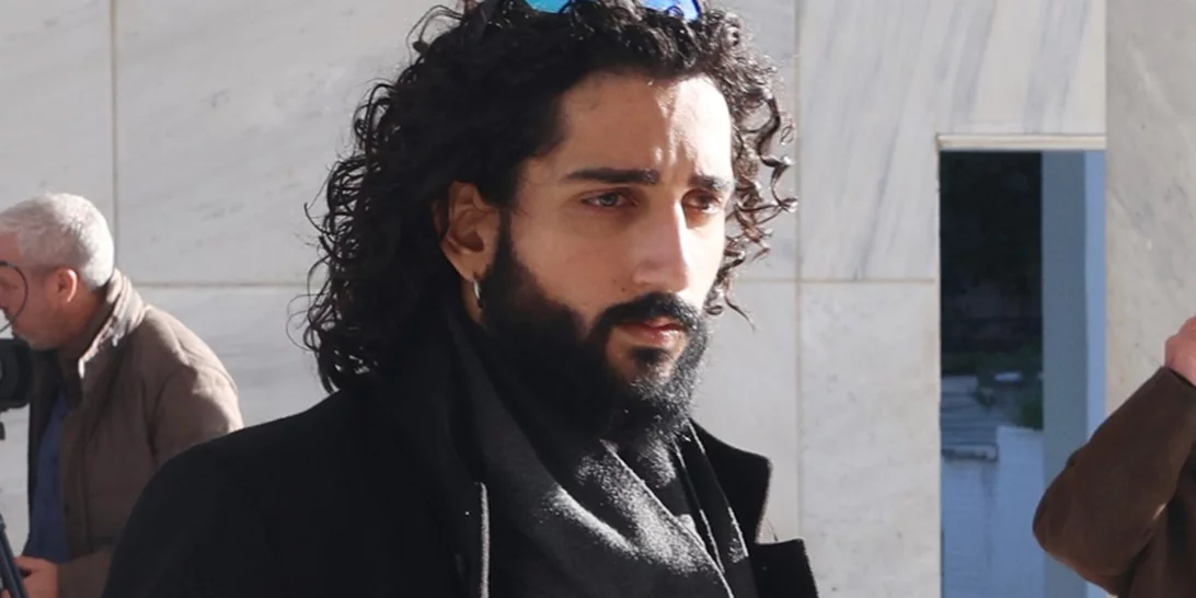 Δημήτρης Ήμελλος | Συγκινημένος ο γιος του, Φοίβος Ήμελλος στο τελευταίο "αντίο" του ηθοποιού