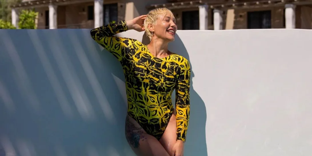 Αυτό είναι το μαγιό που μπορείς να φορέσεις στην πόλη | Το επέλεξε και η Πηνελόπη Αναστασοπούλου