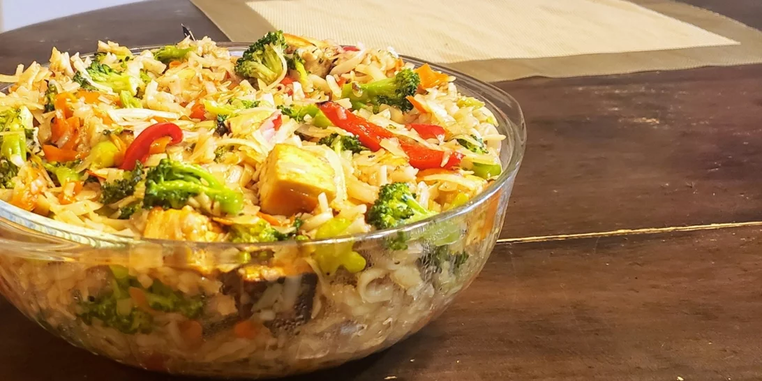 Τι να μαγειρέψω σήμερα; Η πιο light και γευστική σαλάτα του καλοκαιριού που θα θες να τρως καθε μέρα