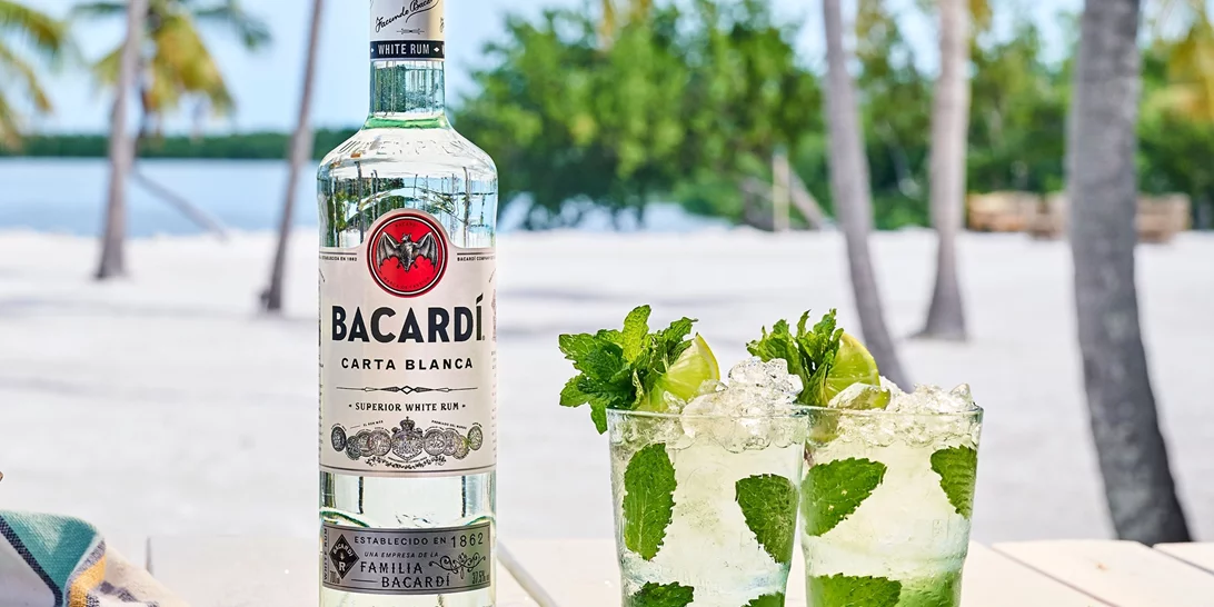 Σαν τη Χαλκιδική με Bacardi δεν έχει
