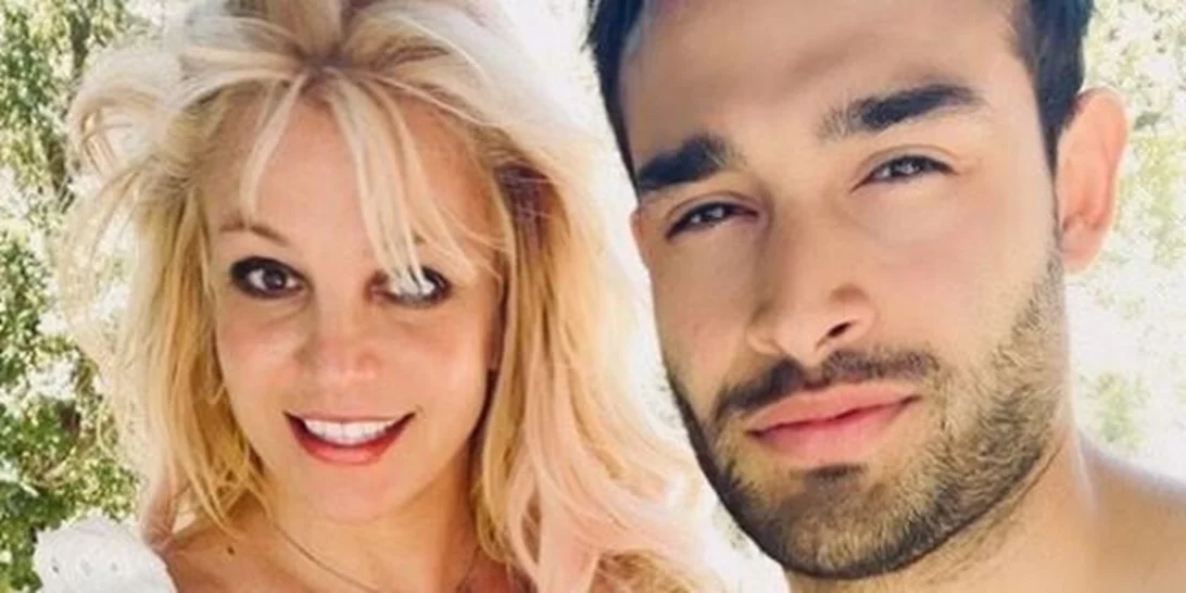 H Britney Spears αρραβωνιάστηκε | Δες το εντυπωσιακό μονόπετρο που της χάρισε ο Sam Asghari