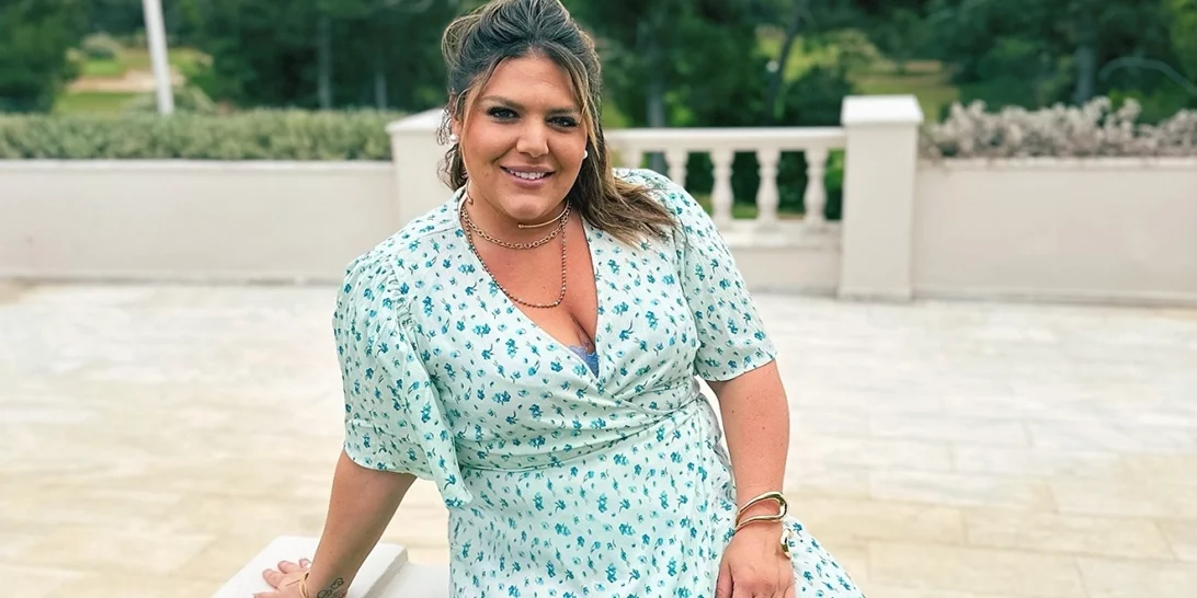 Δανάη Μπάρκα | Το νέο μανικούρ της συνδυάζει δύο από τις πλέον κορυφαίες τάσεις νυχιών