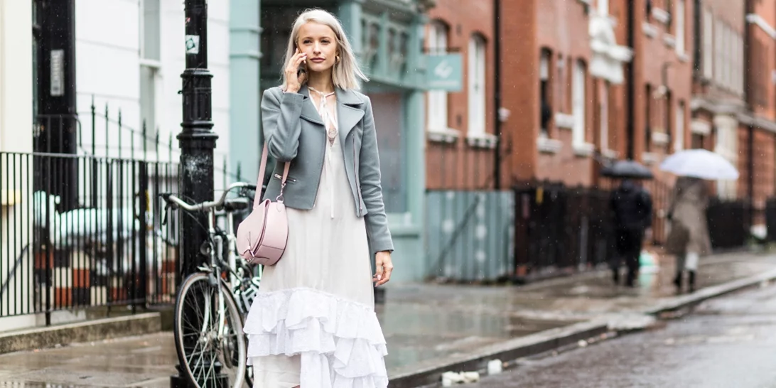 4 ερωτήσεις που πρέπει να κάνουμε στον εαυτό μας προτού αγοράσουμε ένα φόρεμα