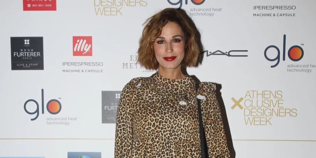 Κατερίνα Παπουτσάκη | Σού δείχνει τον πιο chic τρόπο για να φορέσεις τα τζιν σορτσάκια σου