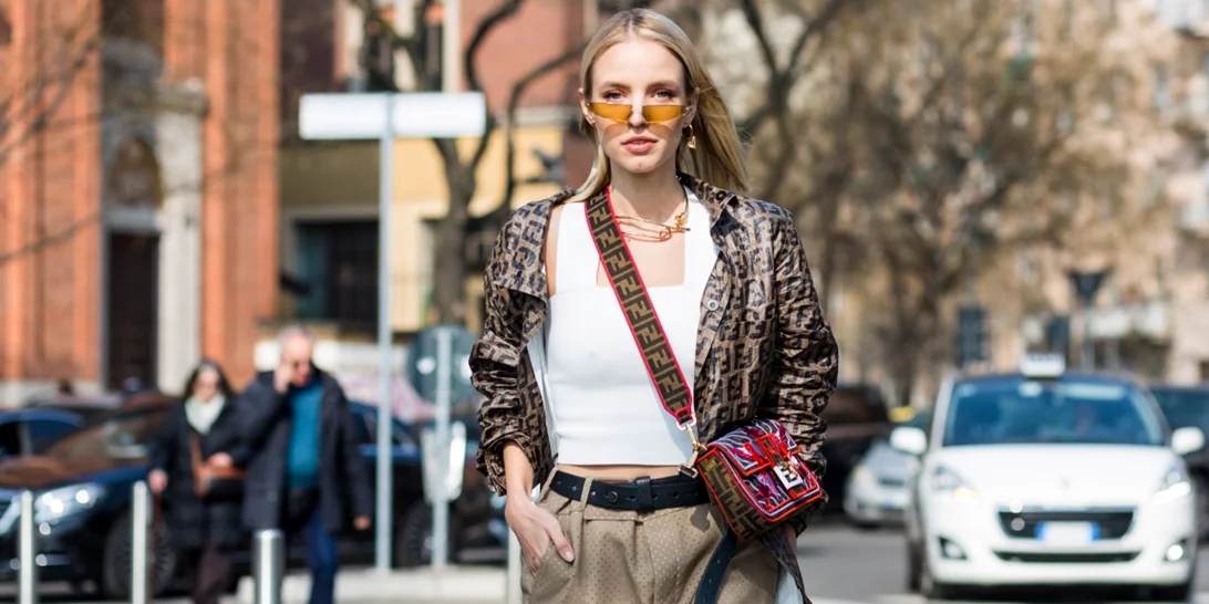 5 κομμάτια που αξίζει να αγοράσεις τώρα και θα φοράς όλο το 2022