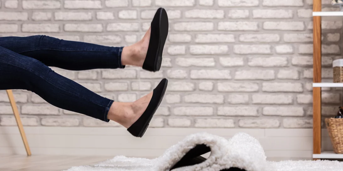 Τα αγαπημένα σου φλατ παπούτσια επιστρέφουν για άλλη μια χρονιά στις φθινοπωρινές τάσεις