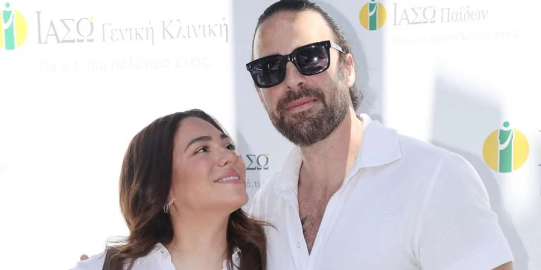 Η Ευρυδίκη Βαλαβάνη πήρε εξιτήριο από το μαιευτήριο - Οι τρυφερές φωτογραφίες με τον Γρηγόρη Μόργκαν και τον γιο τους