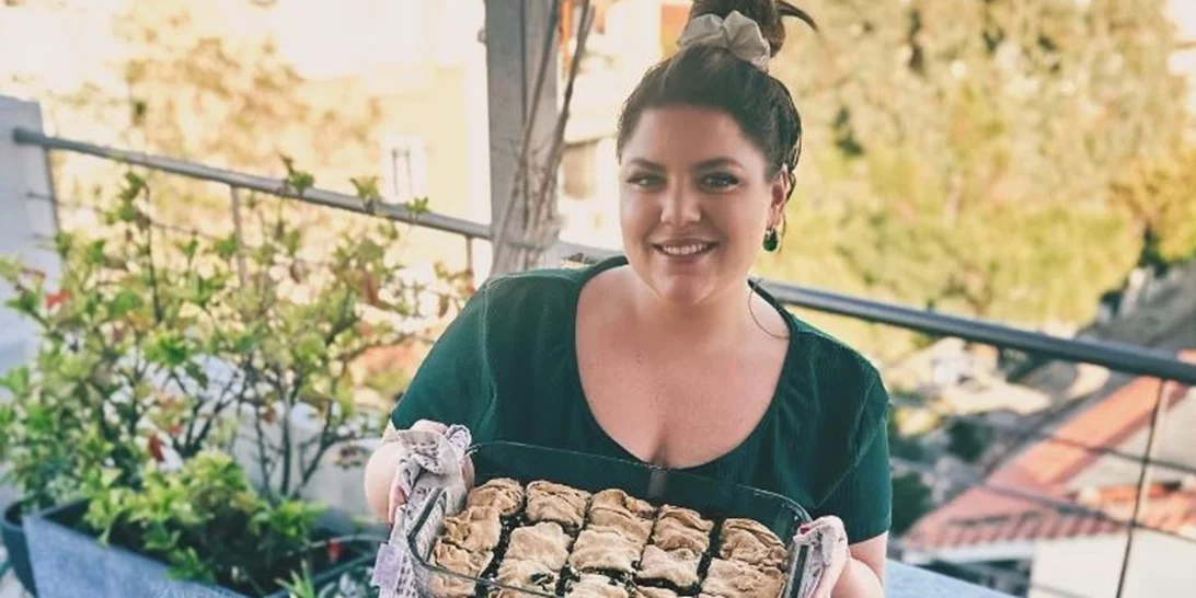 Δανάη Μπάρκα | Μαγείρεψε στο σπίτι της για τον Χρήστο Χατζηπαναγιώτη