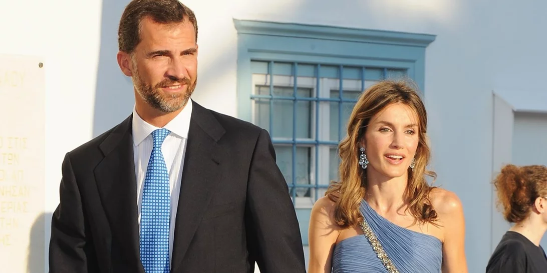 H βασίλισσα Letizia στις Σπέτσες για τον γάμο του Νικόλαου Ντε Γκρες