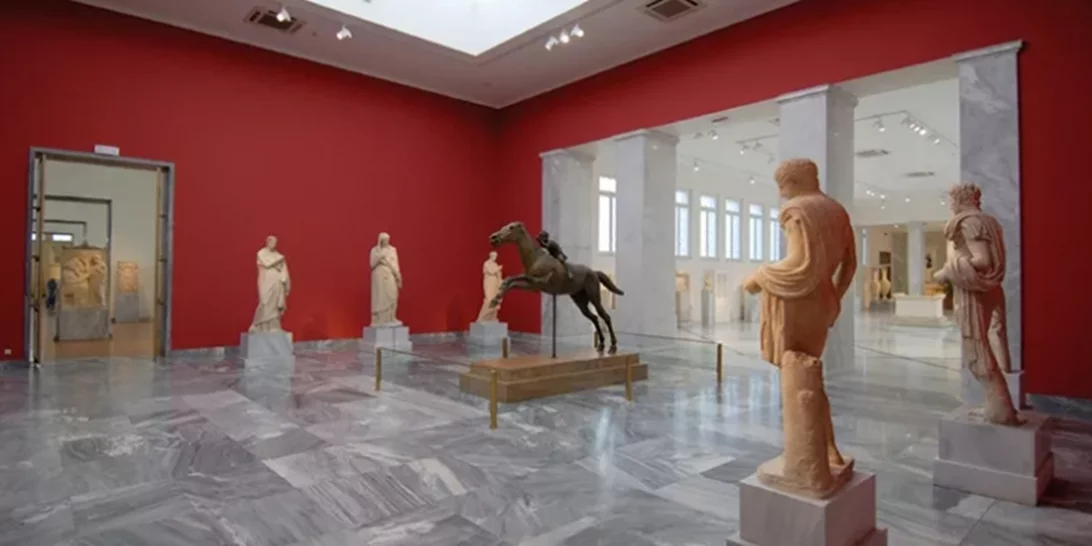 Πανσέληνος με νυχτερινές περιπλανήσεις στο Εθνικό Αρχαιολογικό Μουσείο