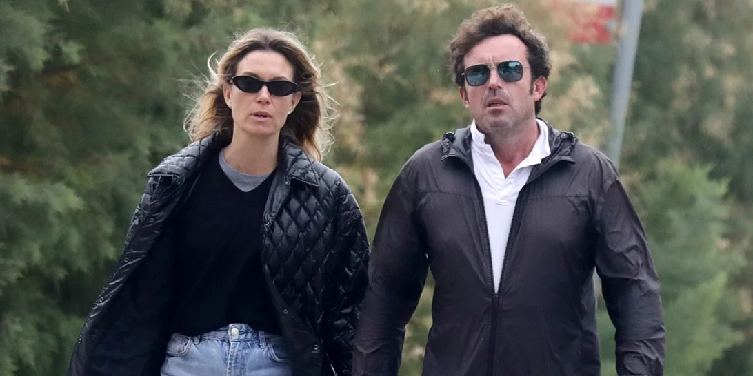 Family moments για τη Βίκυ Καγιά και τον Ηλία Κρασσά | Με τα παιδιά τους στη Γλυφάδα